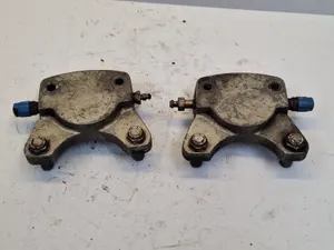 Beech Debonair Cleveland Brake Caliper w/ Linings 35-200A (LOT OF 2)